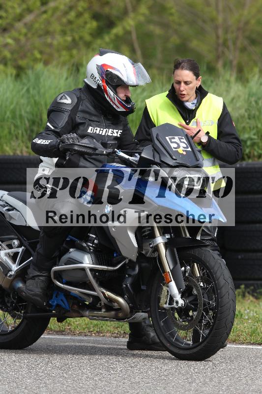 Archiv-2025/10 23.04.2025 Cornu Master School ADR/rot-rouge/55